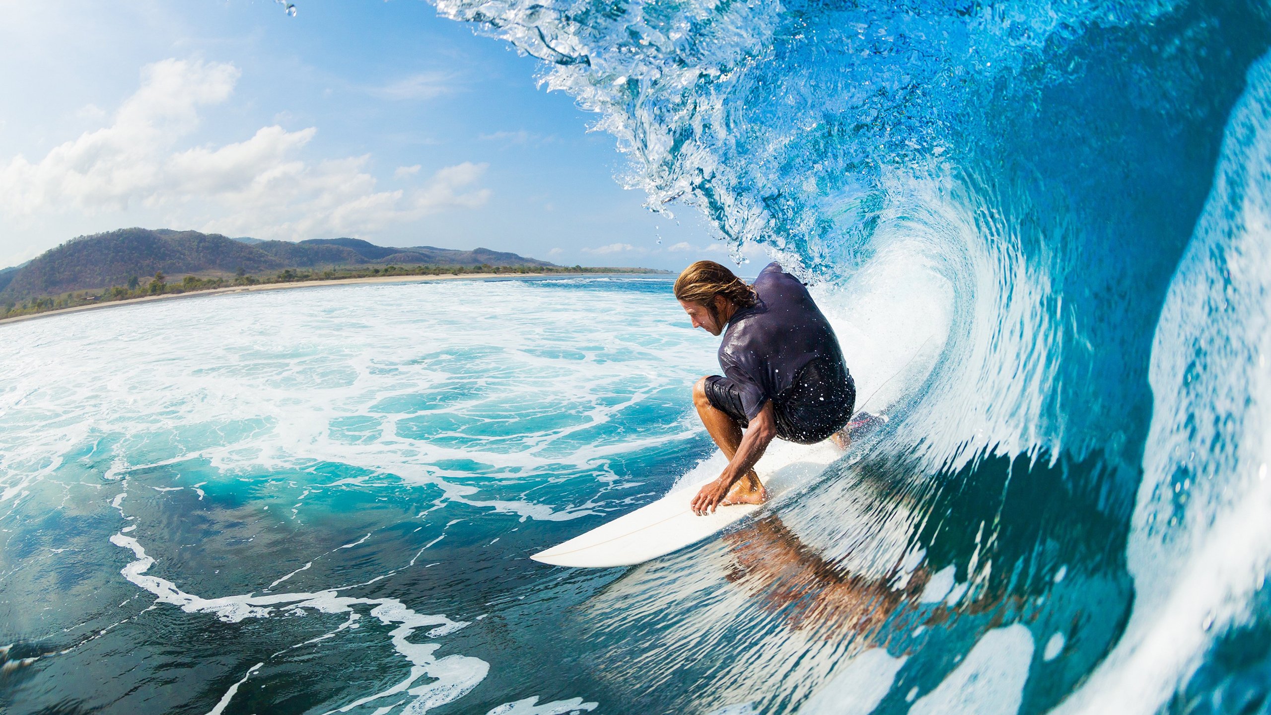 九游体育登陆-“快艇冲浪：马鞍山赛场上演极速水上飞跃”